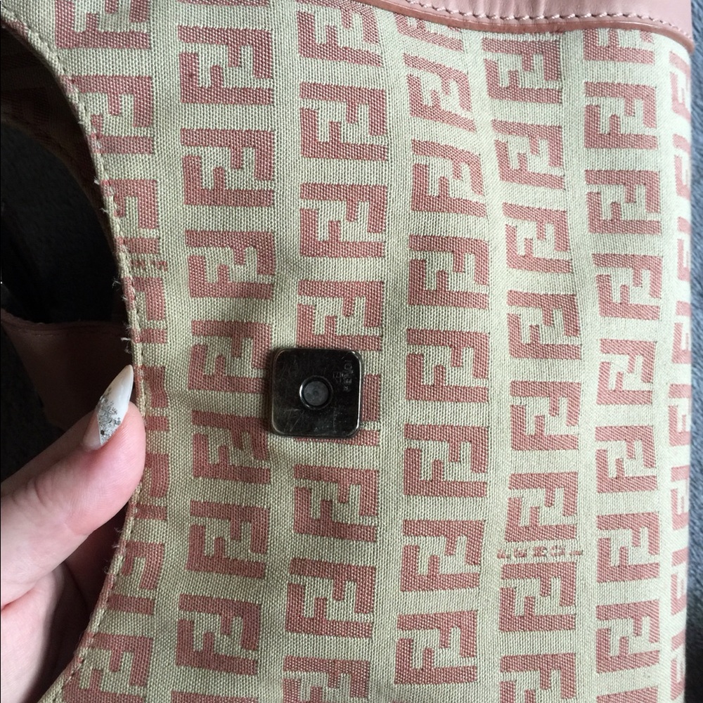 Fendi Monogram Handbag - Picture 4 of 5